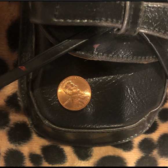 NECESSARY OBJECTS Faux leopard Fur Satchel. - Picture 15 of 16